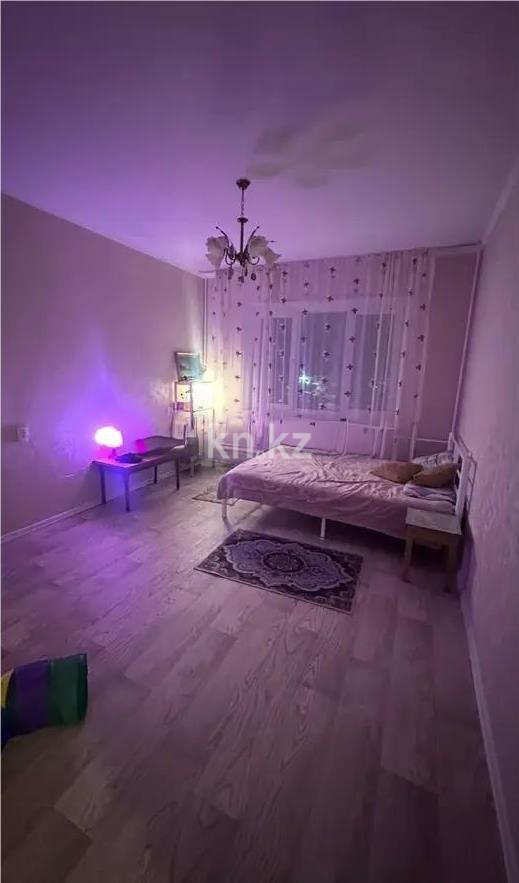 Продажа 1-комнатной квартиры, 43 м², ул. Утеген батыра, дом  21 - Продажа  однокомнатных квартир в Алматы без посредников с фото фото 1 из 3