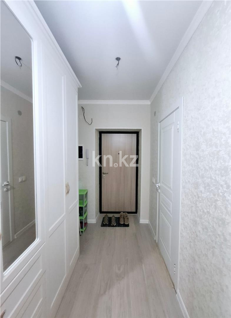 Продажа 2-комнатной квартиры, 39 м², ул. Нажимеденова в Астане - фото 3