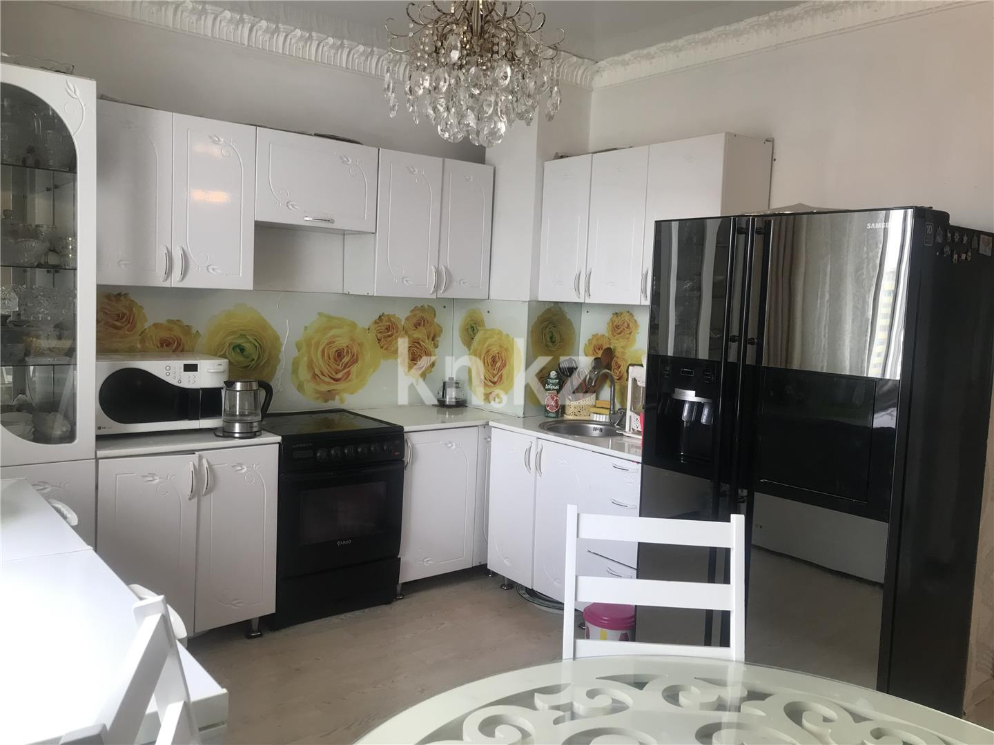 Продажа 3-комнатной квартиры, 80 м², ул. Сарыарка - Продажа  трехкомнатных квартир в Караганде фото 6 из 15