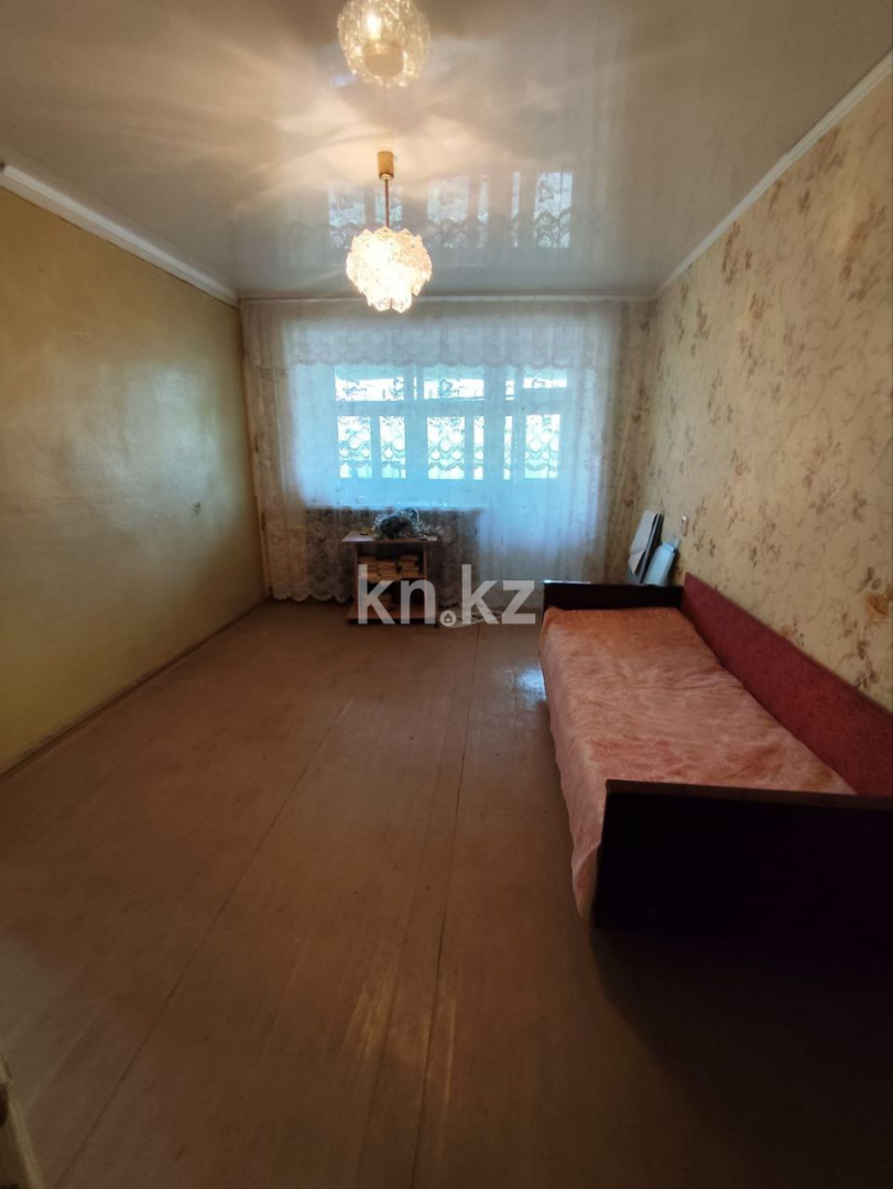 Продажа 3-комнатной квартиры, 51.5 м², ул. Оракбаева, дом  35 - Продажа  трехкомнатных квартир в Уральске с фото фото 1 из 9
