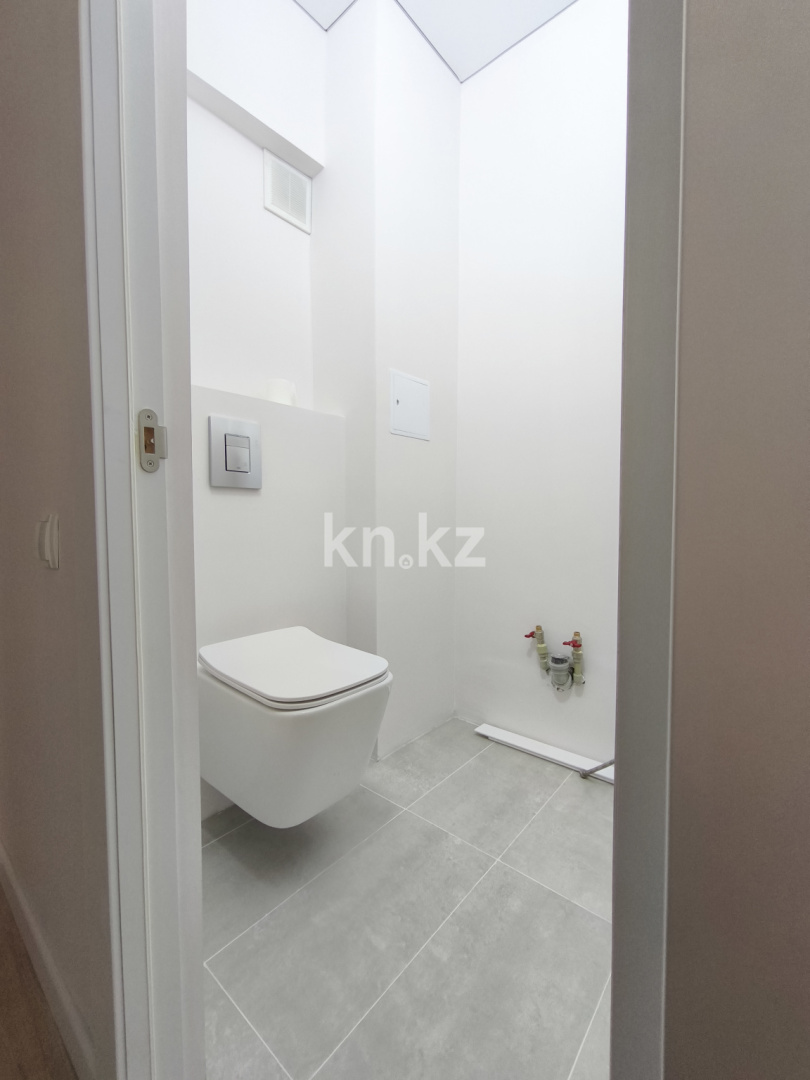 Продажа 3-комнатной квартиры, 70 м² - Продажа квартир в Казахстане - страница 3 фото 8 из 9