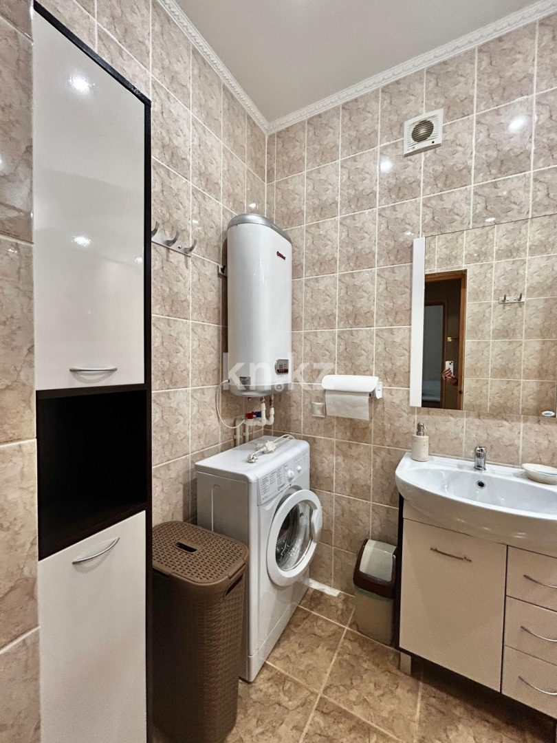 Продажа , 41.3 м², ул. Лободы - Продажа офисных и торговых помещений в Караганде фото 4 из 14