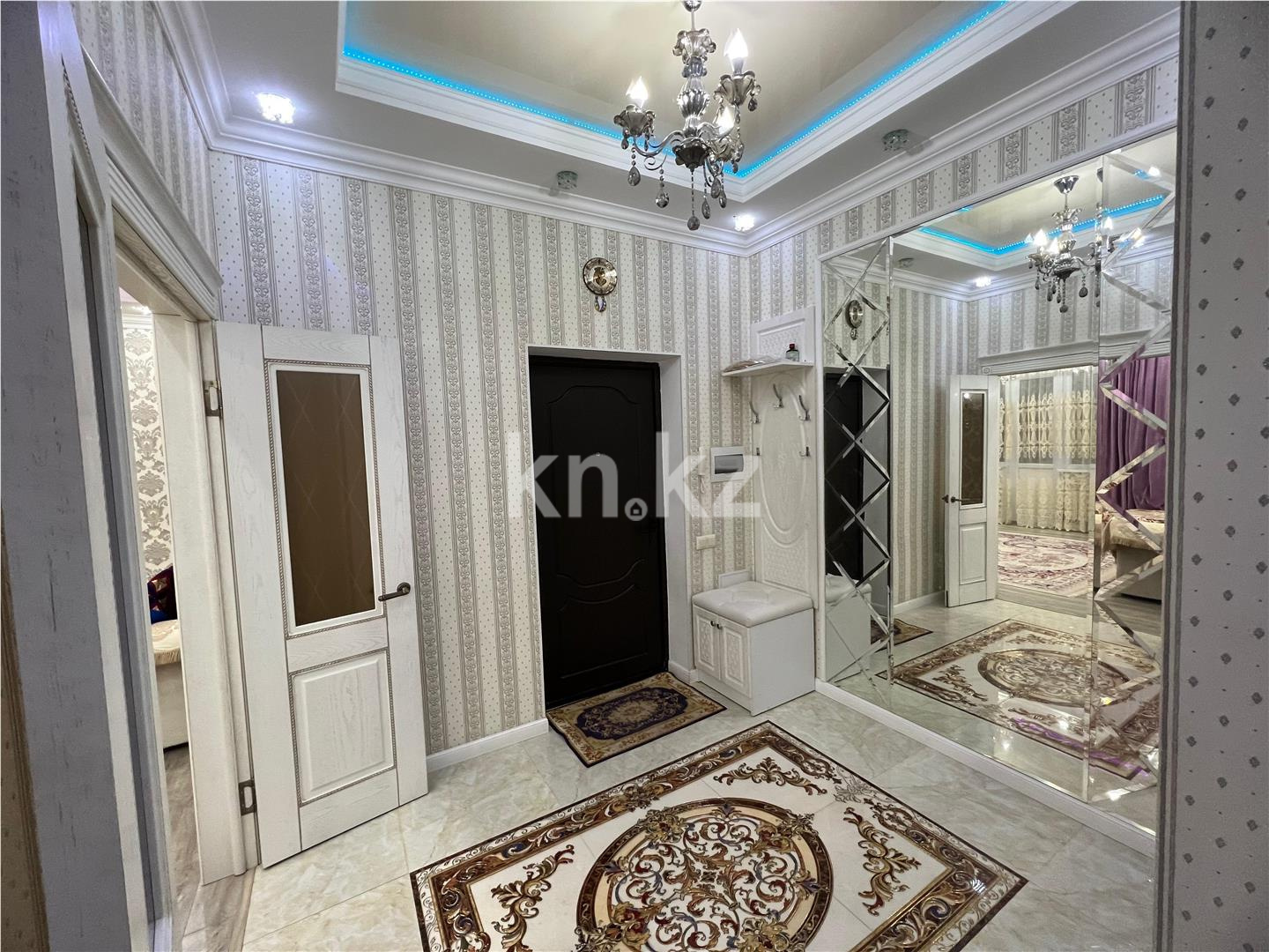 Продажа 3-комнатной квартиры, 90 м², ул. Акмешит в Астане - фото 11