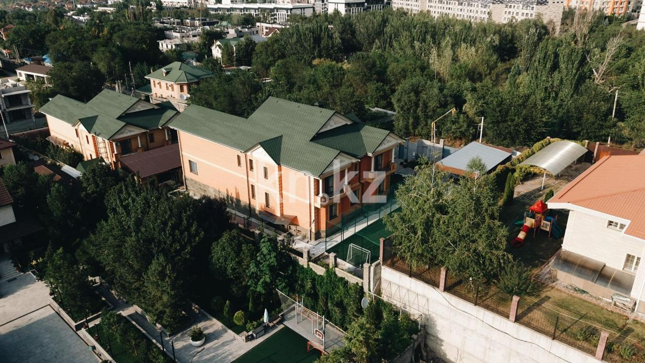 Продажа 7-комнатного дома, 900 м² в Алматы