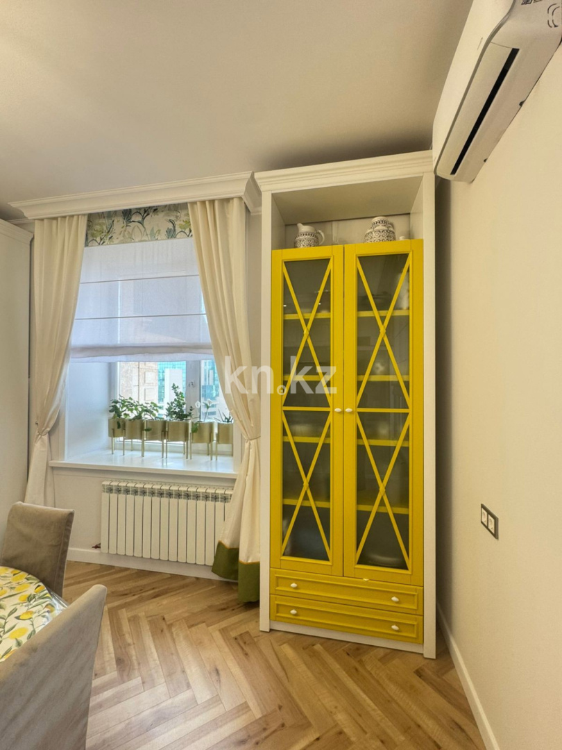 Продажа 4-комнатной квартиры, 175 м², ул. Жусан - Продажа квартир в Казахстане фото 16 из 28