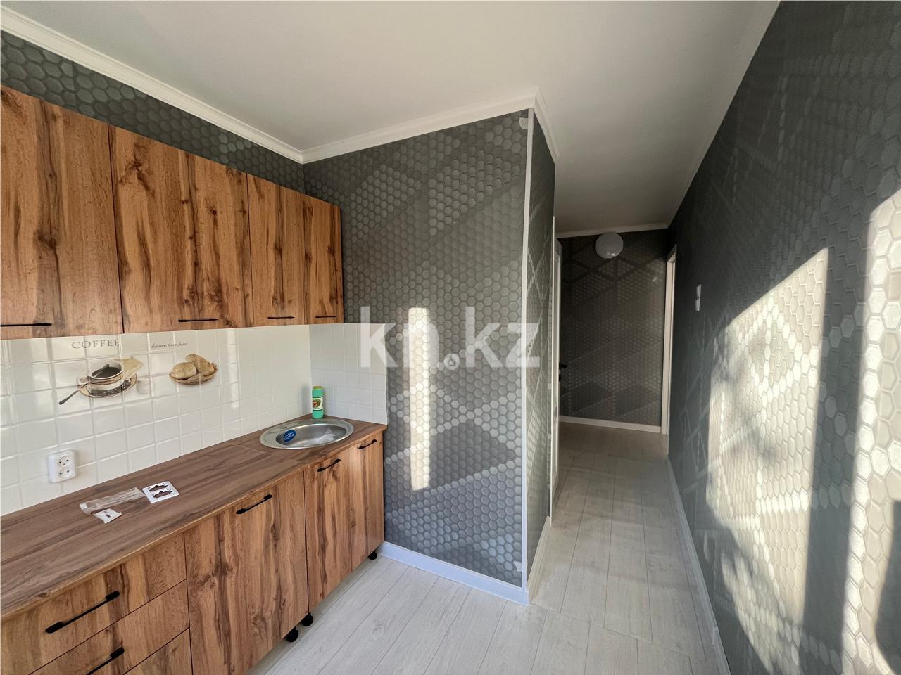 Продажа 2-комнатной квартиры, 47 м², пр. Строителей, дом  17 - Продажа квартир в Караганде с фото фото 1 из 12