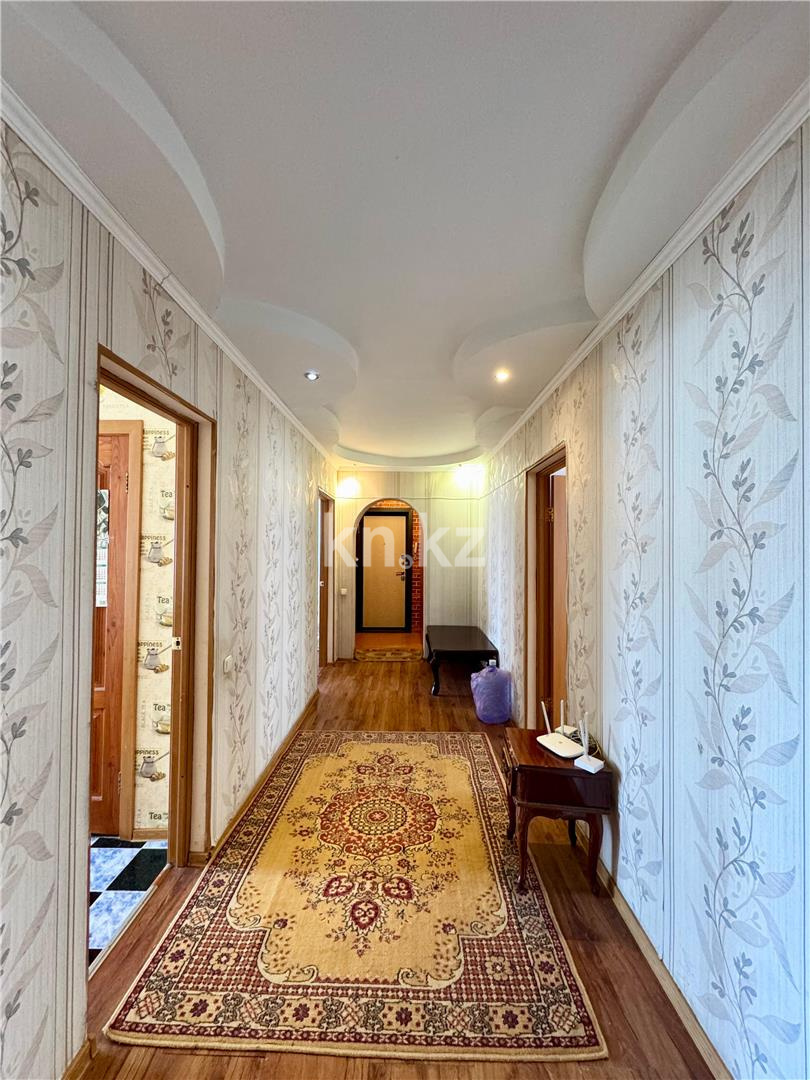 Продажа 4-комнатной квартиры, 87 м², пр. Шахтеров - Продажа  четырехкомнатных квартир в Караганде фото 13 из 15