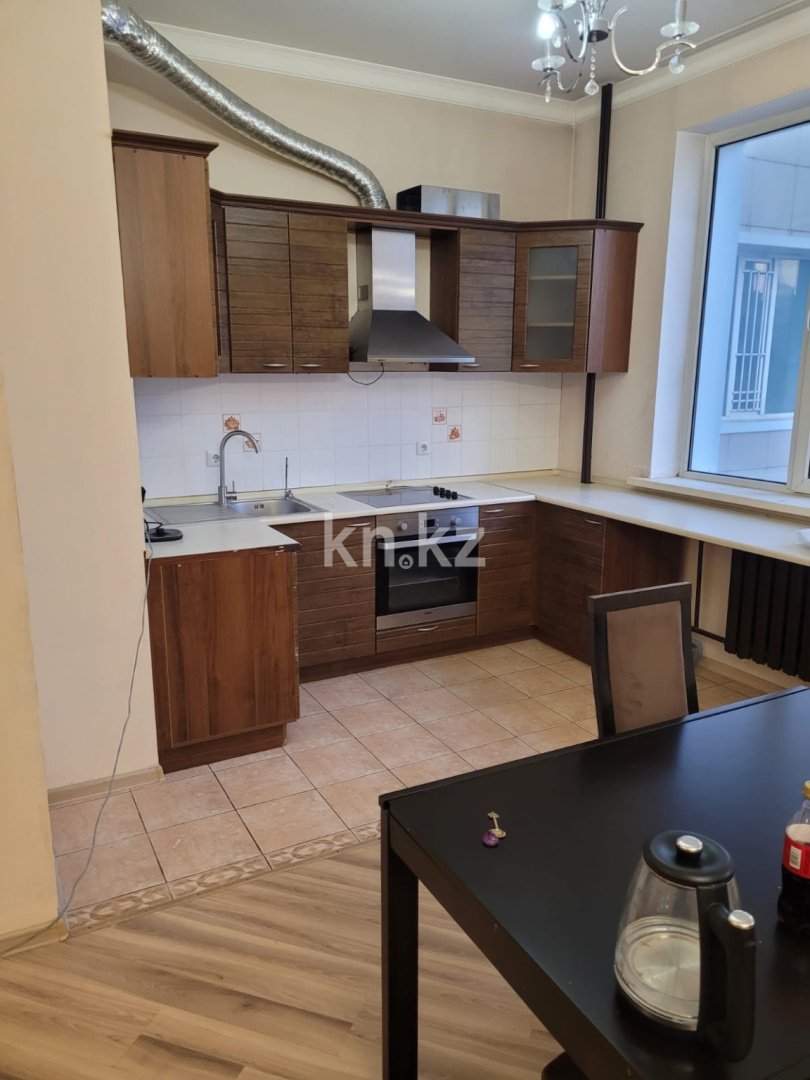 Аренда 3-комнатной квартиры, 110 м² в Астане
