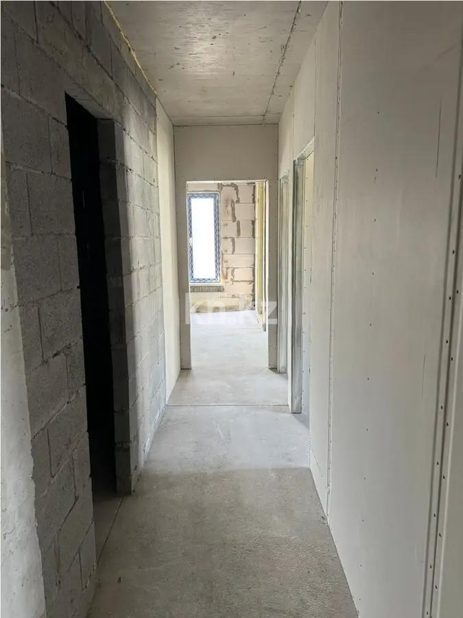 Продажа 3-комнатной квартиры, 68 м², ул. Ауэзова, дом  2/8 в Алматы - фото 2