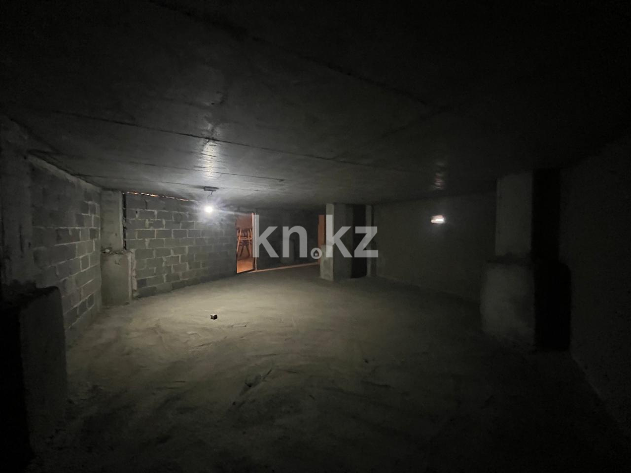 Продажа , 49 м², пр. Республики, дом  42 - Продажа офисных и торговых помещений в Караганде фото 4 из 4