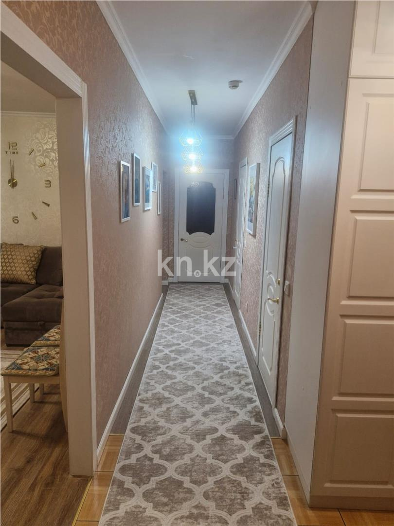 Продажа 3-комнатной квартиры, 80 м², ул. Валиханова в Астане - фото 14