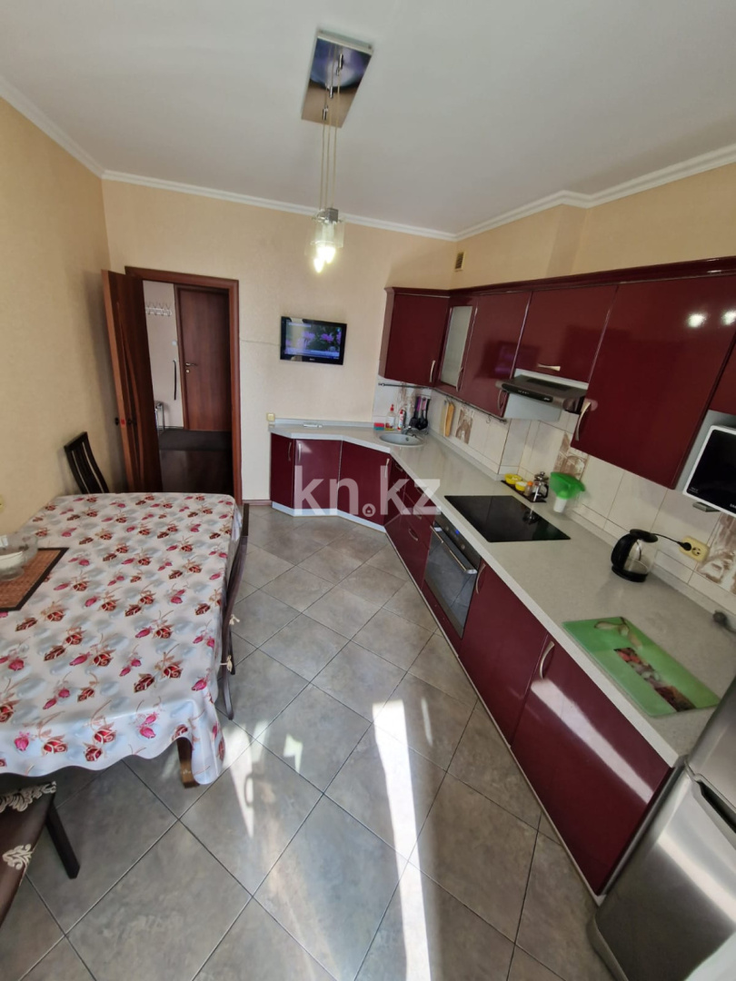 Аренда 1-комнатной квартиры посуточно, 45 м², ул. Кенесары, дом  1 - ул. Кумисбекова - Аренда квартир посуточно в Астане без посредников фото 8 из 14