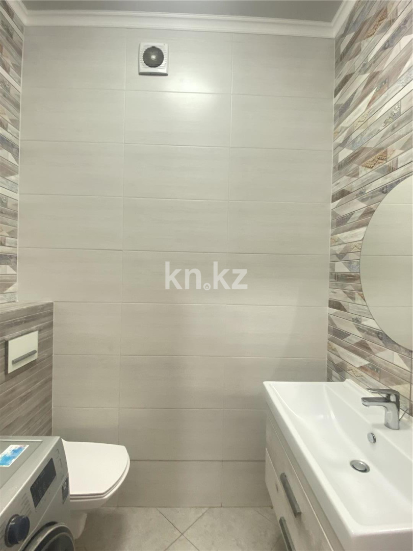 Продажа 3-комнатной квартиры, 119.8 м², ул. Мухамедханова в Астане - фото 12