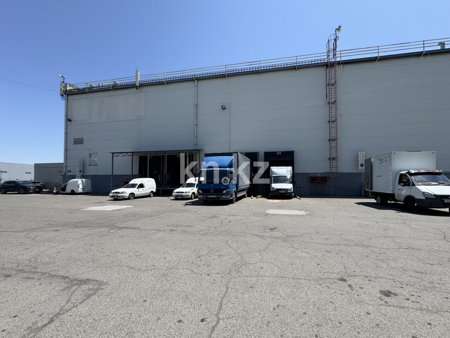 Аренда , 3611 м², ул. Закарпатская, дом  1 в Алматы - фото 8