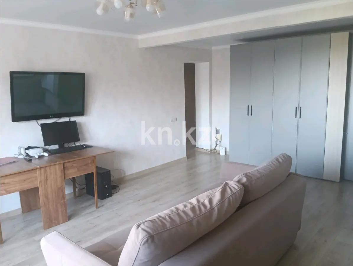 Продажа 3-комнатной квартиры, 64 м², мкр-н Орбита-1, дом  30 - Продажа квартир в Караганде фото 1 из 4
