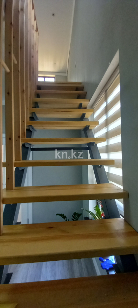 Продажа 5-комнатного дома, 180 м², ул. Апорт - Продажа домов, коттеджей в Алматы фото 10 из 13