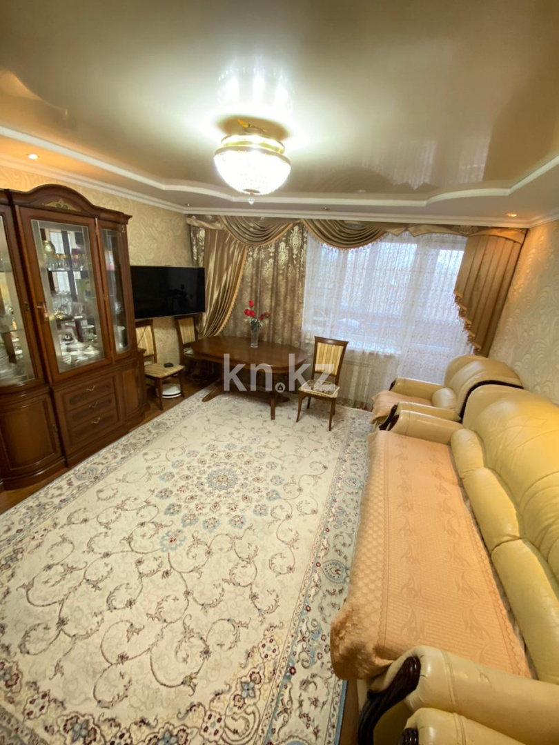 Продажа 4-комнатной квартиры, 75 м², пр. Республики, дом  32 - Продажа квартир в Караганде с фото фото 2 из 14