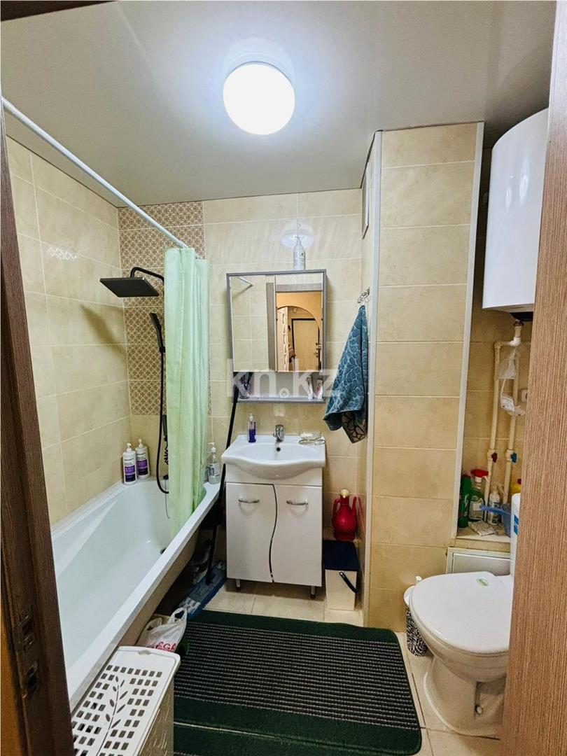 Продажа 4-комнатной квартиры, 77 м², мкр-н Степной-2 - Продажа  четырехкомнатных квартир в Караганде фото 19 из 27