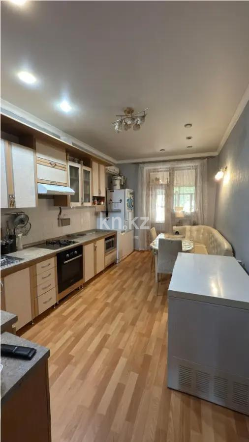 Продажа 3-комнатной квартиры, 82 м², ул. Жамбыла, дом  109 в Караганде - фото 6