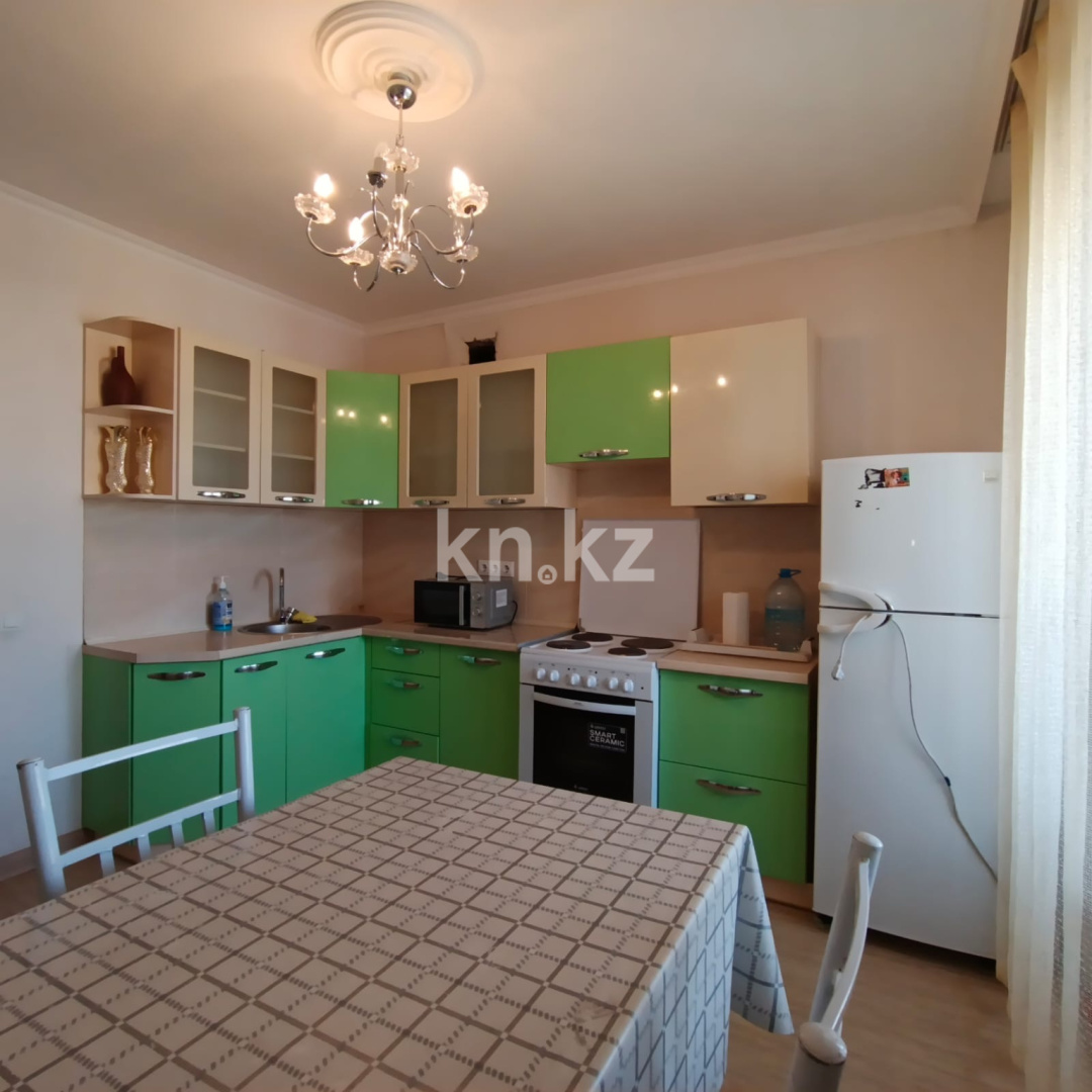 Аренда 3-комнатной квартиры, 84 м² - Аренда трехкомнатных квартир помесячно в Казахстане фото 2 из 13