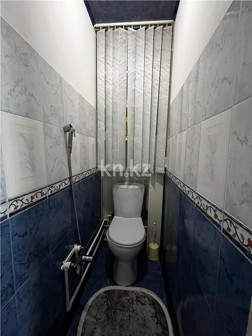 Продажа 3-комнатной квартиры, 66 м², мкр-н 19 в Караганде - фото 15