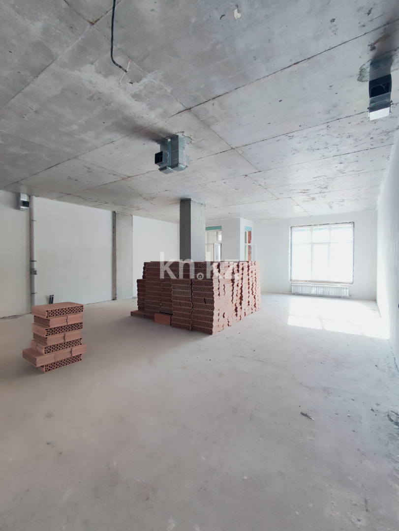 Продажа 2-комнатной квартиры, 91.5 м², ул. Аманжолова, дом  100 - Продажа квартир в Караганде с фото фото 6 из 7