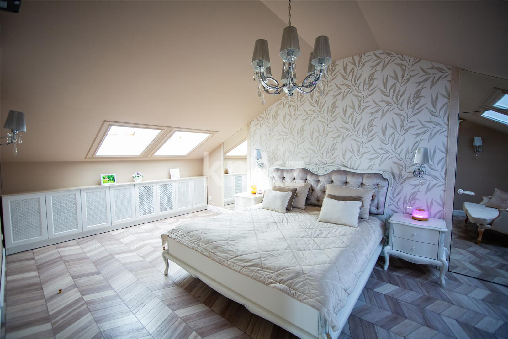 Продажа 4-комнатной квартиры, 154 м², ул. Аманжолова в Караганде - фото 9