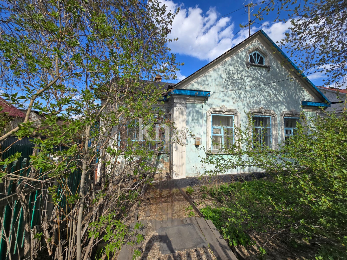 Продажа 4-комнатного дома, 65 м², 146-й квартал - Продажа домов, коттеджей в Казахстане фото 1 из 12