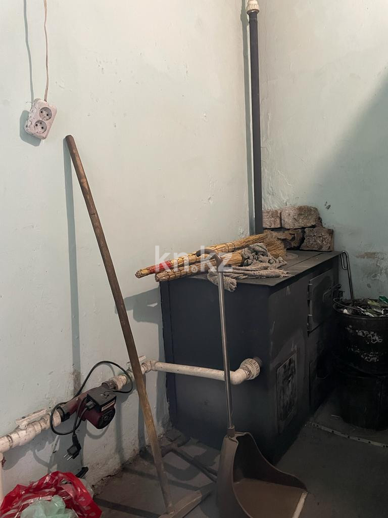 Продажа 4-комнатной квартиры, 86 м², ул. Стахановская - Продажа квартир в Караганде фото 14 из 18