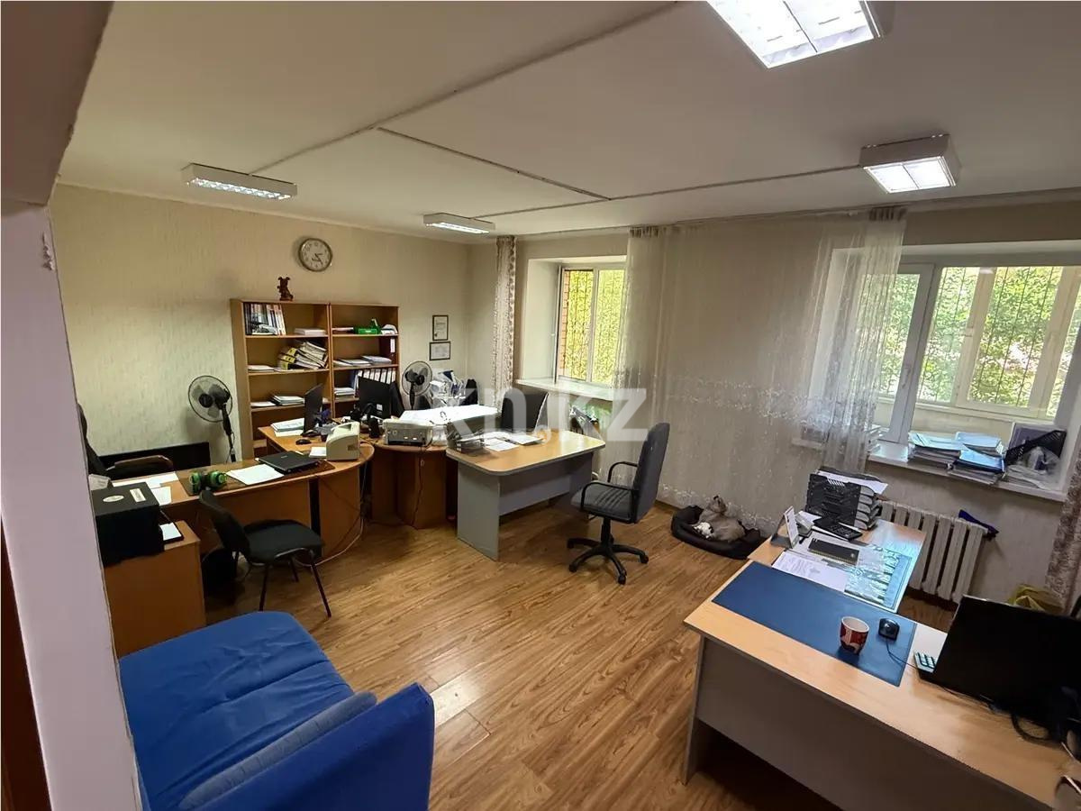 Продажа 4-комнатной квартиры, 120.2 м², ул. Желтоксан, дом  22/2 - Продажа  четырехкомнатных квартир в Астане фото 1 из 7