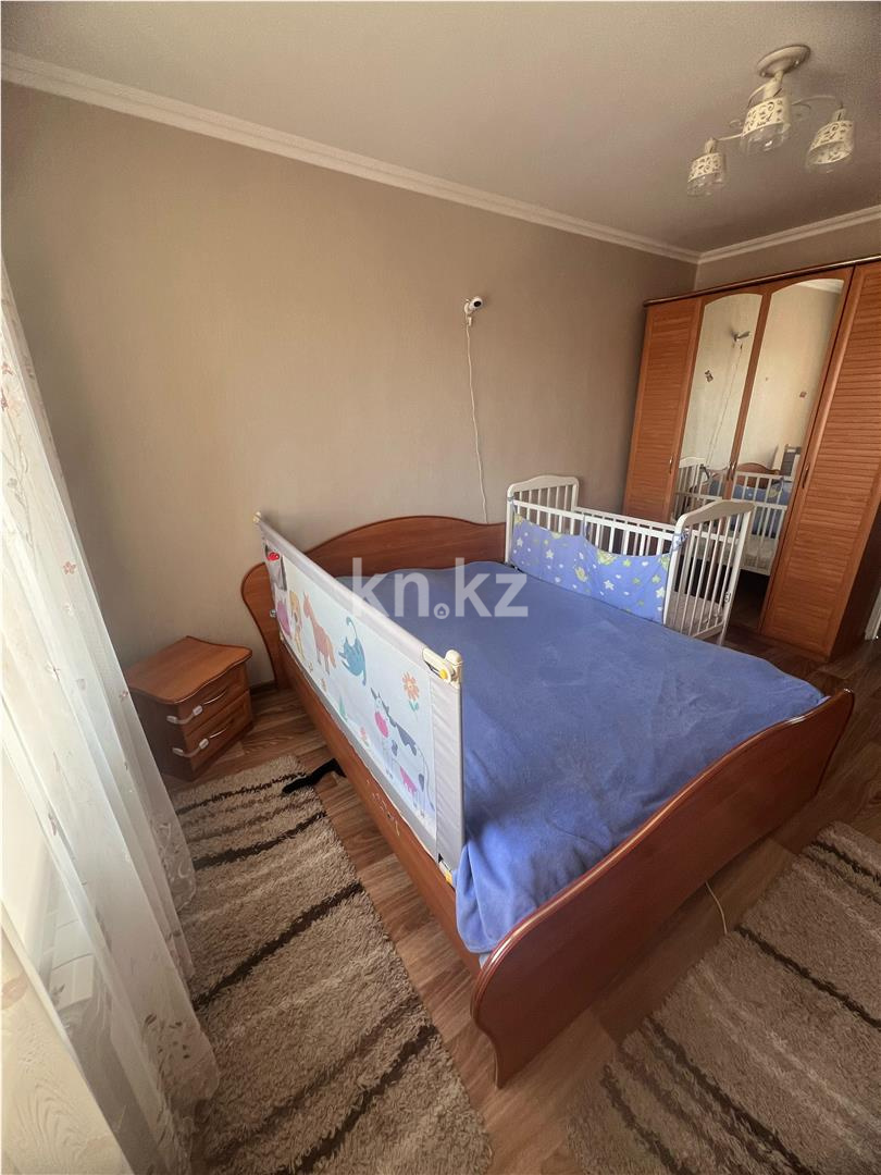 Продажа 4-комнатной квартиры, 76 м², мкр-н Степной-4, дом  18 - Продажа  четырехкомнатных квартир в Караганде фото 6 из 22