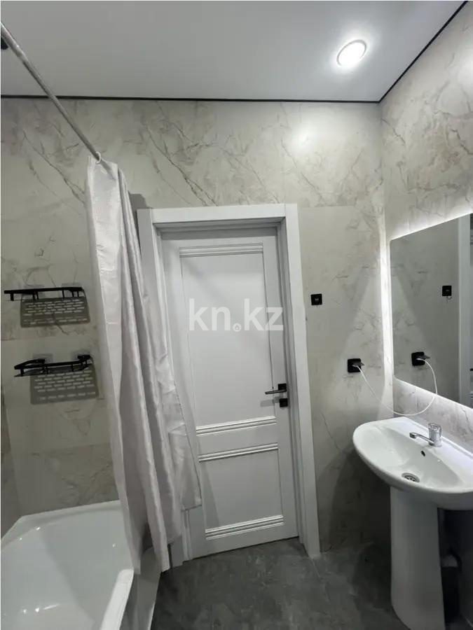 Продажа 2-комнатной квартиры, 62 м², ул. Е-430, дом  3 в Астане - фото 4