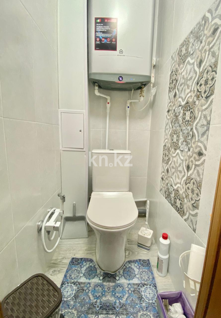 Продажа 3-комнатной квартиры, 65 м², мкр. Голубые Пруды, дом  15 - Продажа квартир в Караганде фото 16 из 19