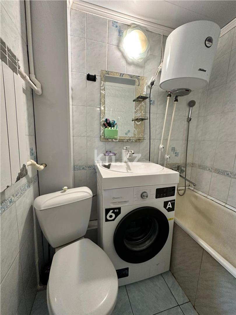 Продажа 3-комнатной квартиры, 57 м², мкр-н 12 в Караганде - фото 14