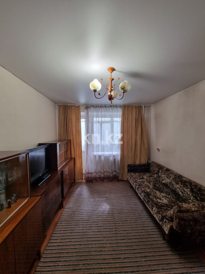 Продажа 3-комнатной квартиры, 50 м², ул. Аманжолова, дом  21 - Продажа квартир в Караганде фото 13 из 15