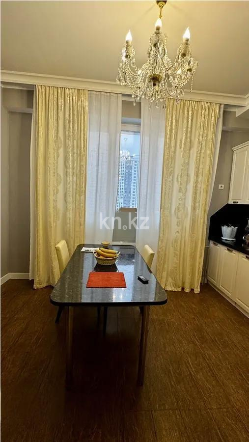 Продажа 2-комнатной квартиры, 70.2 м², ул. Нажимеденова, дом  10 в Астане - фото 2