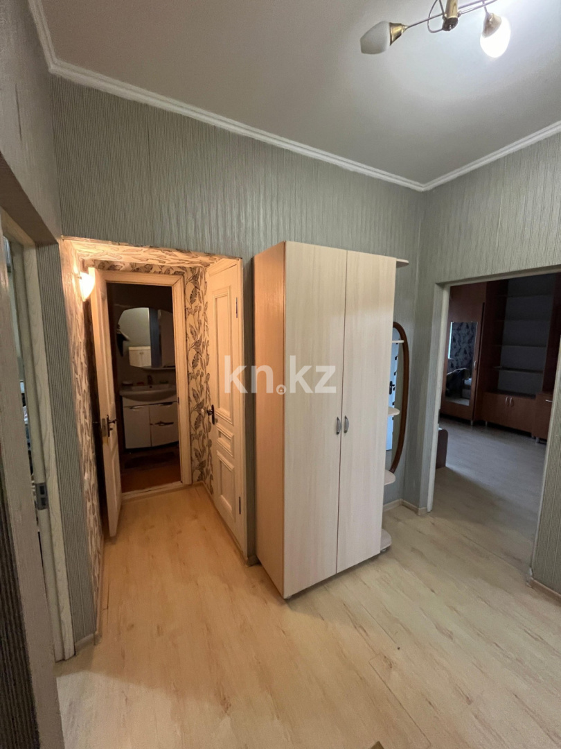 Продажа 3-комнатной квартиры, 65 м², Тастак-2 мкр-н, дом  7 в Алматы - фото 10