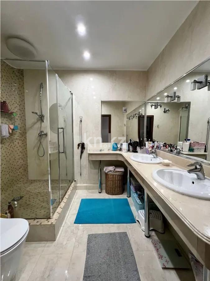 Продажа 3-комнатной квартиры, 119 м², мкр-н Самал-3, дом  22 в Алматы - фото 5