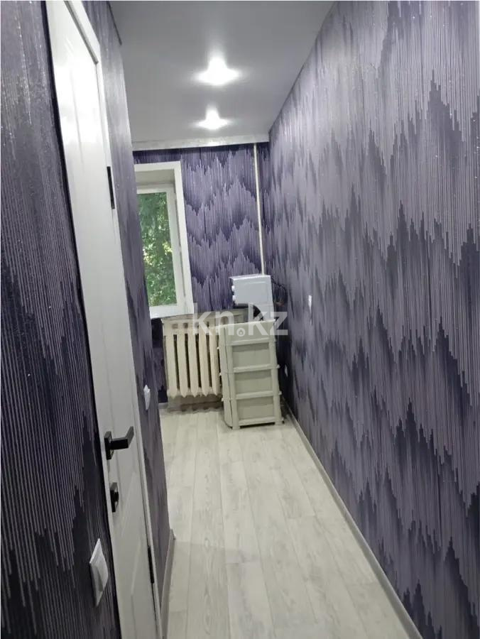 Продажа 1-комнатной квартиры, 30 м², 13 мкр., дом  20 - Продажа  однокомнатных квартир в Караганде фото 3 из 6