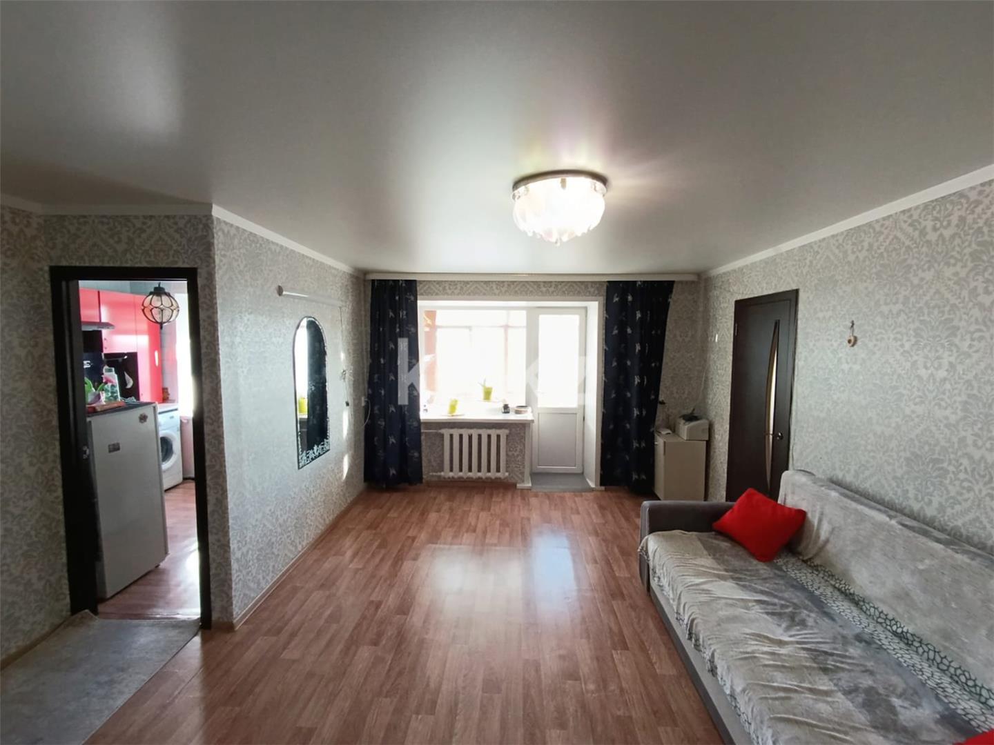 Продажа 2-комнатной квартиры, 46 м², ул. Мануильского, дом  15 - Продажа квартир в Караганде фото 1 из 10