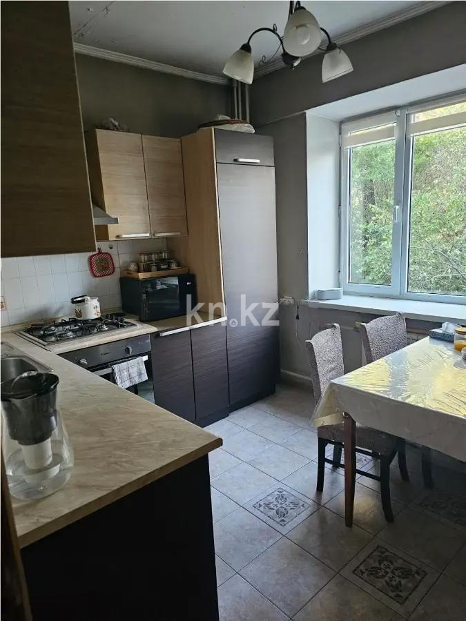 Продажа 3-комнатной квартиры, 83 м², ул. Осипенко, дом  18 в Алматы - фото 4