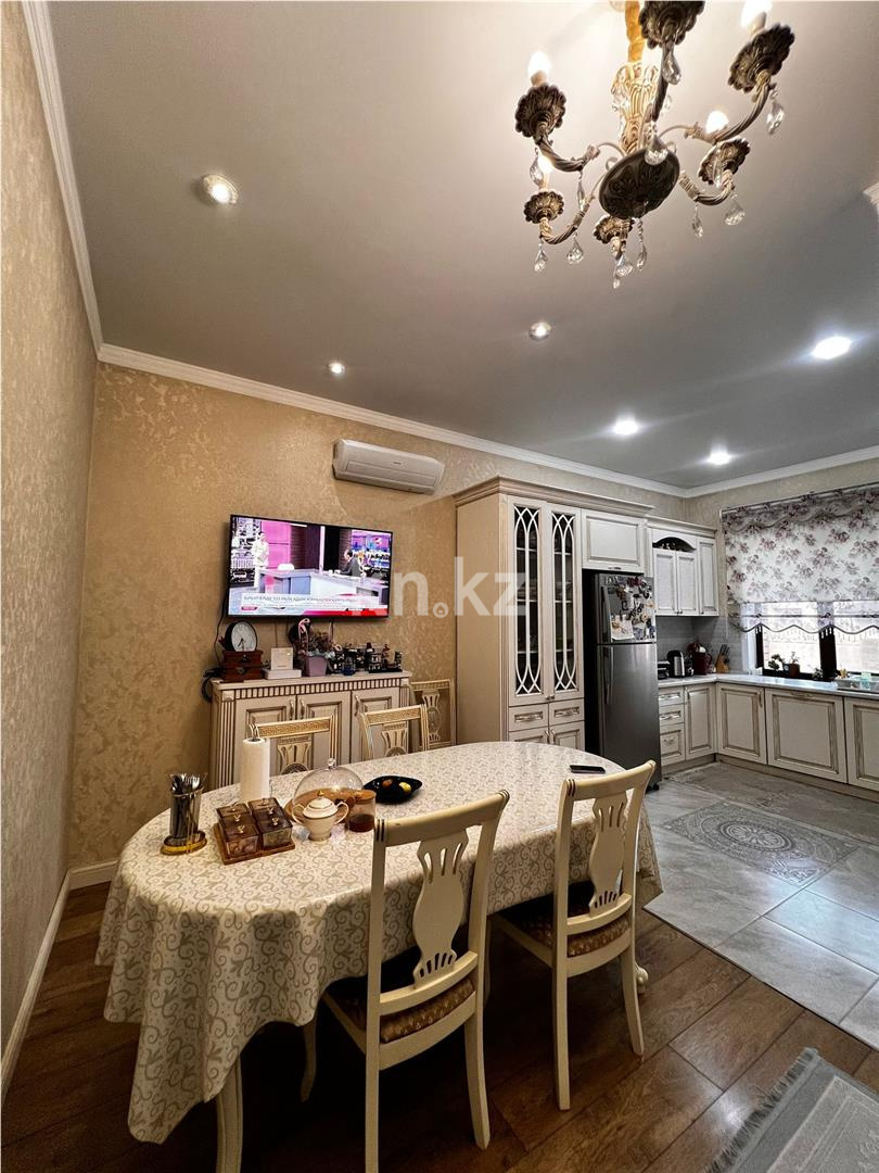 Продажа 7-комнатного дома, 320 м², ул. Кабжанова - Продажа домов, коттеджей в Караганде фото 18 из 36
