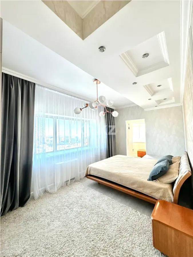 Продажа 3-комнатной квартиры, 110 м², ул. Достык, дом  5 в Астане - фото 4