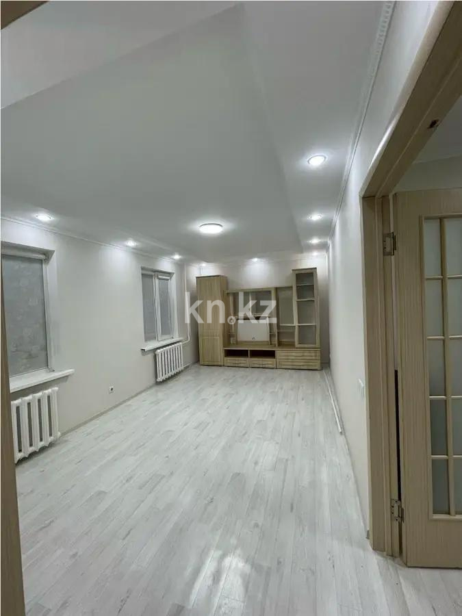 Продажа 3-комнатной квартиры, 56 м², мкр-н 6, дом  17а в Алматы - фото 2