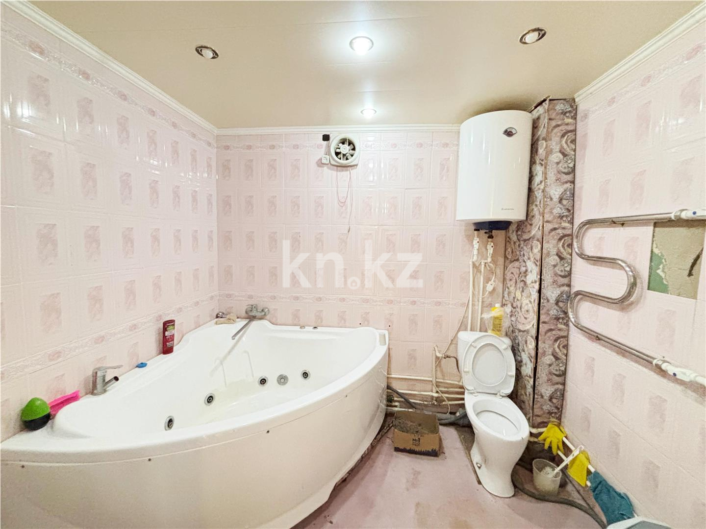 Продажа 3-комнатной квартиры, 79 м², ул. Гапеева, дом  1 - Продажа  трехкомнатных квартир в Караганде с фото фото 11 из 12