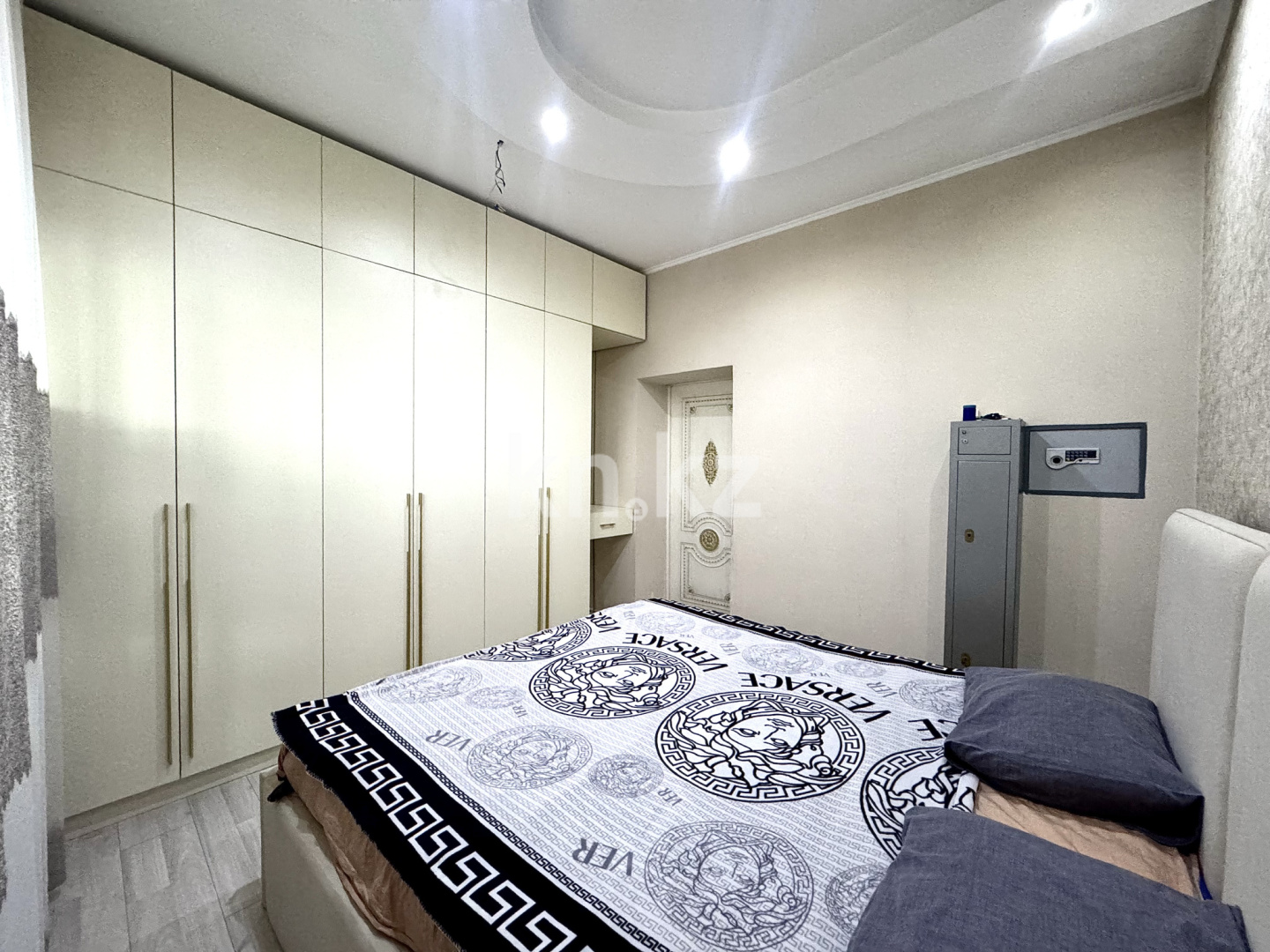 Продажа 6-комнатного дома, 200 м², ул. Грибоедова - Продажа домов, коттеджей в Алматы фото 2 из 25