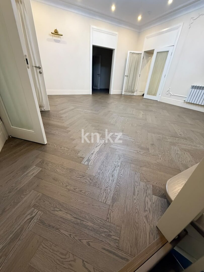 Продажа 7-комнатного дома, 550 м² в Караганде - фото 2