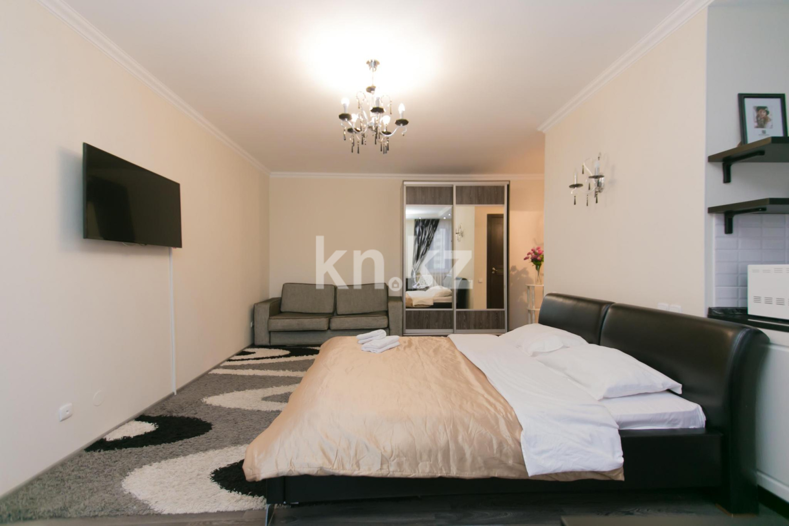 Аренда 1-комнатной квартиры посуточно, 45 м², ул. Достык, дом  12 - ул. Сауран - Аренда квартир посуточно в Астане без посредников фото 3 из 14