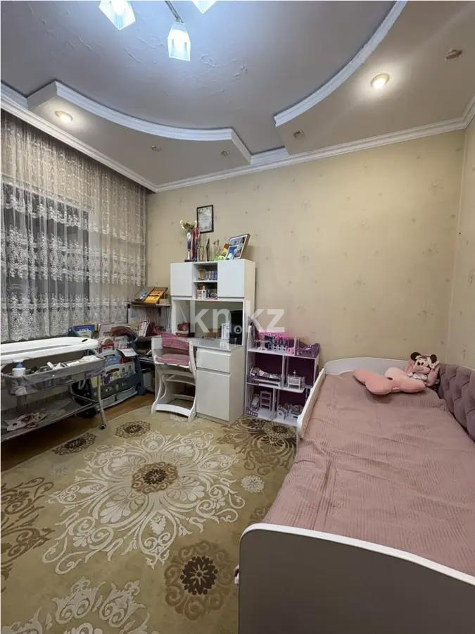 Продажа 4-комнатной квартиры, 100 м², мкр. Аксай-2, дом  8 - Продажа квартир в Алматы фото 4 из 7