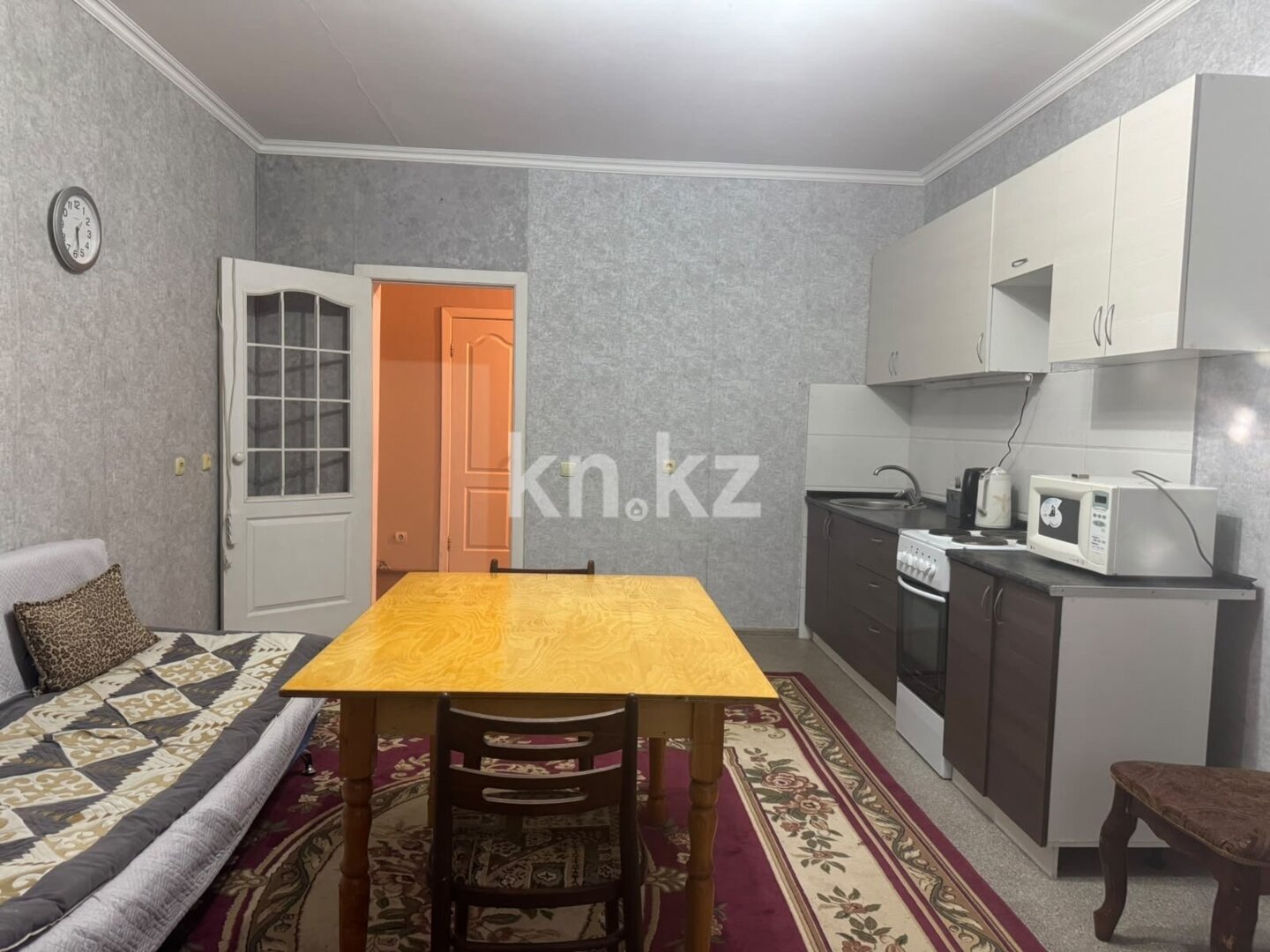 Аренда 3-комнатной квартиры, 95 м² в Астане